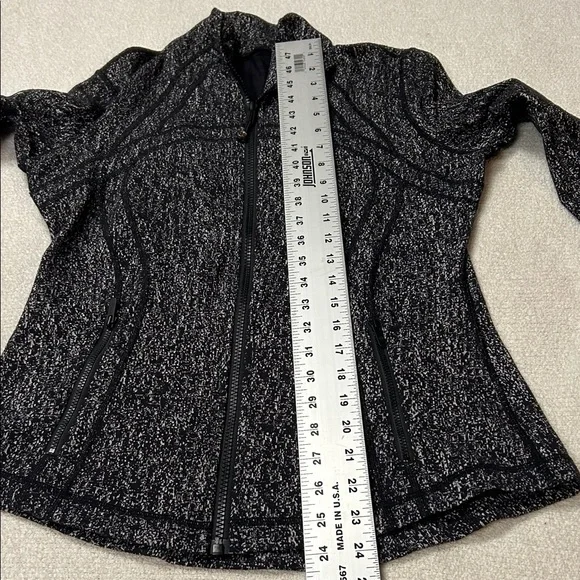 lululemon athletica Charcoal and Black Utility Jacket - Picture 3 of 6